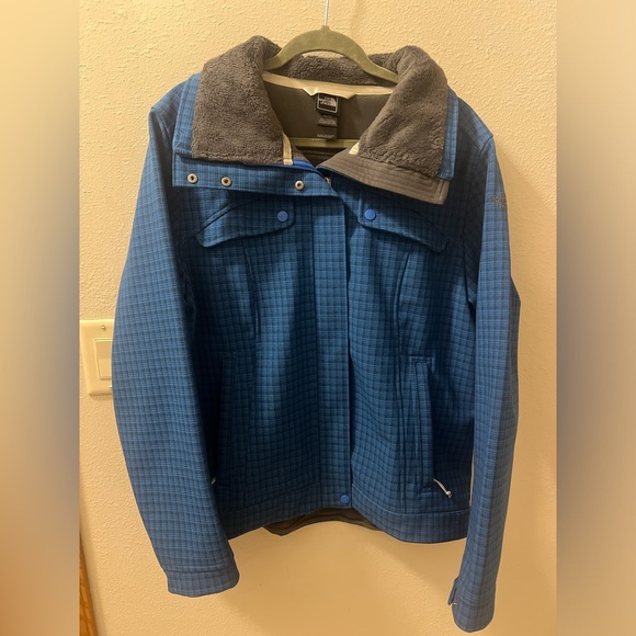 The North Face Jackets & Blazers - Women’s North Face Blue Plaid Vintage Coat